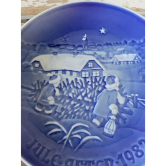 B&g the Christmas tree 9082 1982 tree plate Denmar - Picture 3 of 3